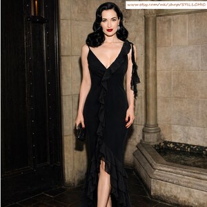 dusty blue dresses long Beautiful Tulle A-line Floor-Length Bridesmaid Dresses, MBD151 swatch:brick-red Long sheer bishop sleeves Color:EGGSHELL The Timeless Appeal of
