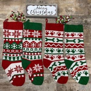 Personalize Knit dog Stocking, Pet Stocking, knit stocking, dog bone stocking, embroider dog stocking, pet stocking