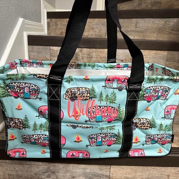 Happy Camp3r Winter Wonderland Tote