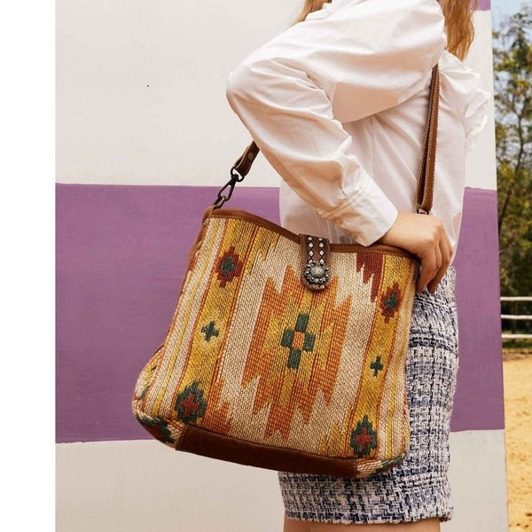 Flowery Spring Shoulder Bag, Monogram Shoulder Bag, Womens Aztec Shoulder Bag, Personalized womens shoulder bag, ladies trip handbag