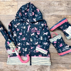 Girls Cat Raincoat Set, Kids Rain jacket, Personalized Rain Jacket, Cat Raincoat, Childrens Raincoat Set, Gift For girl, cat rain coat