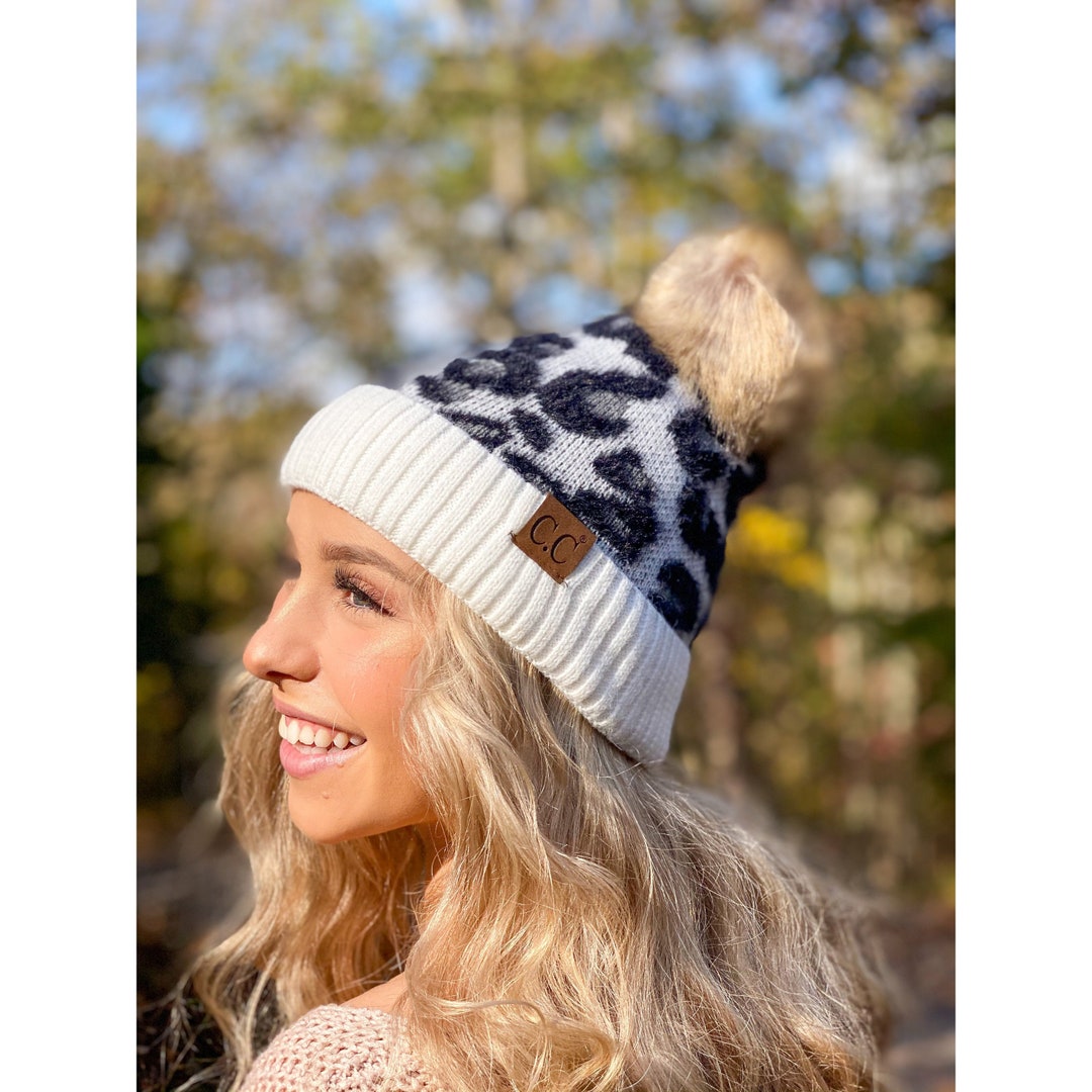 帽子 MNOA Pom Beanie IMG_0279_jpg_large.jpg?v=