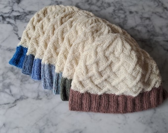Handgestrickte Aran Galway Wolle Mütze: Irisches original Design