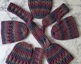 Handgestrickte Accessoires aus melierter Wolle: Irish Hut, Handschuhe, Stirnband