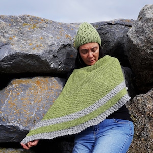 Shawl knitting pattern: instant download pdf. Aran knitting shawl pattern. Aran knitting patterns for women. Easy knit shawl. Aran knit wrap