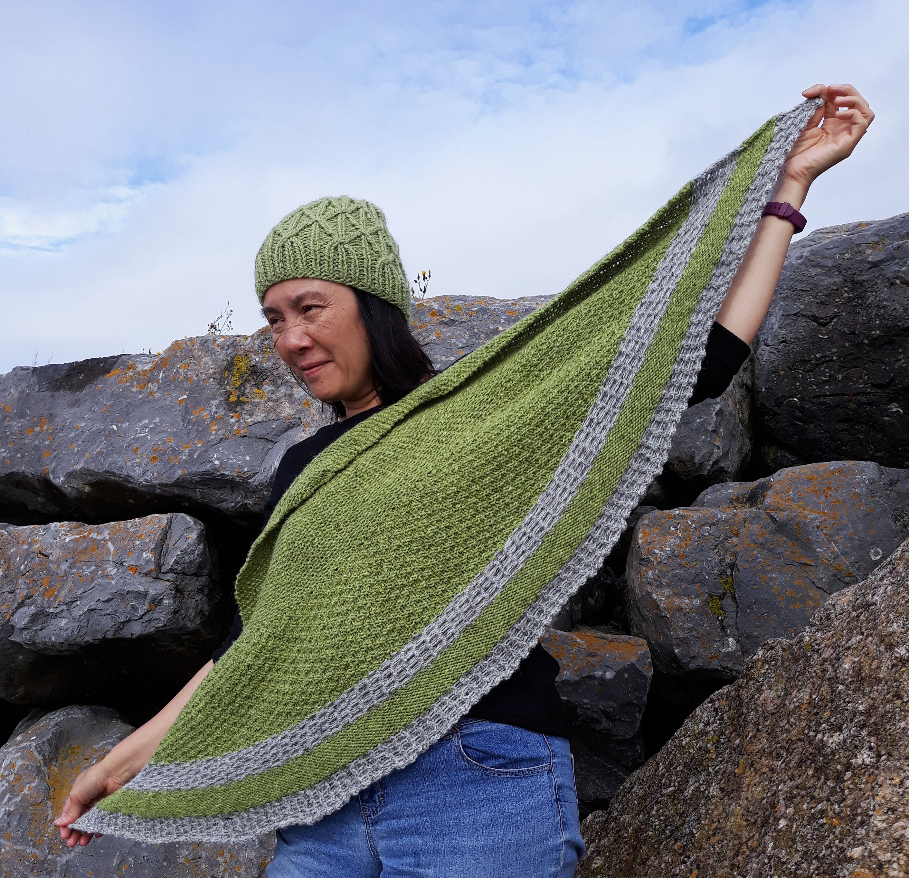 Shawl knitting pattern instant download pdf. Aran knitting shawl