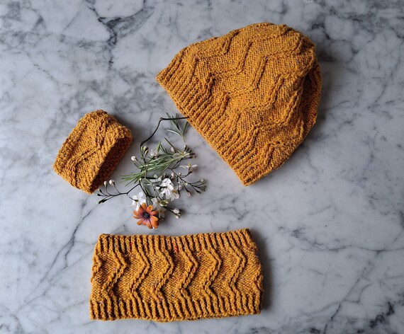 Knitting pattern pdf: beanie hat and cowl set. Great gift to knit Beanie hat knitting pattern for him or her. Aran dk hat pattern quick knit