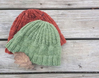 FREE knitting pattern: Beanie hat pattern. Free hat pattern. Unisex hat. Adult and child sizes. Acorn hat. Digital download. Great gift!