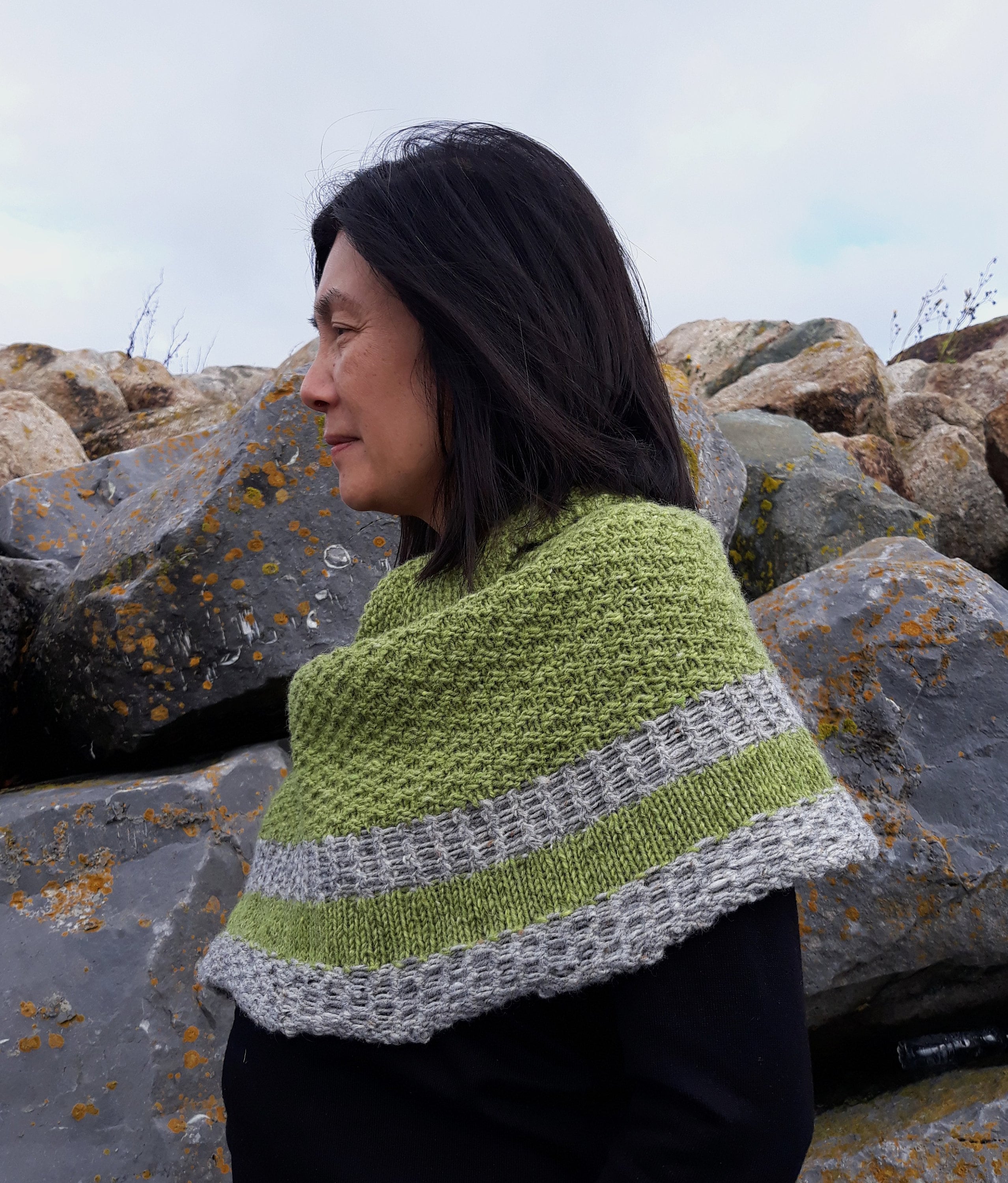 Shawl knitting pattern instant download pdf. Aran knitting shawl