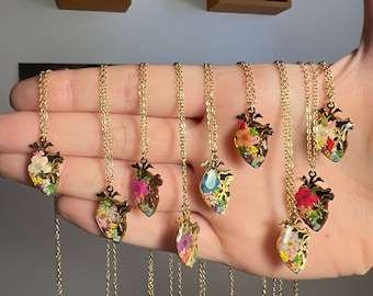 Handmade necklace jewel pendant anatomical heart gold real flowers. Resin jewelry. Doctor gift. Girlfriend gift. Handmade jewelry