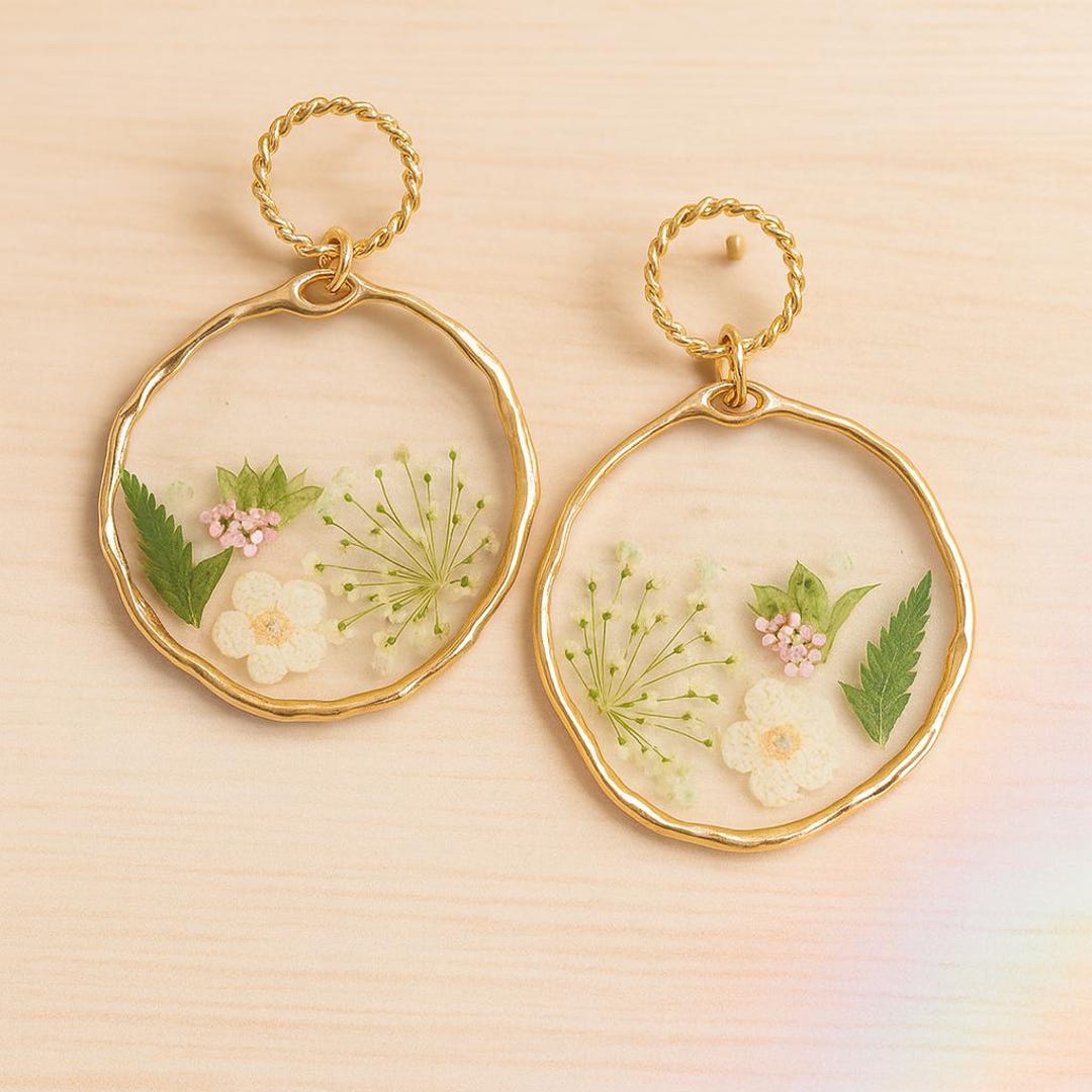 RUIZHEN Handmade Sunflower Drop Earrings - Gold Resin Daisy Simulate Pearl Boho Charm Earrings