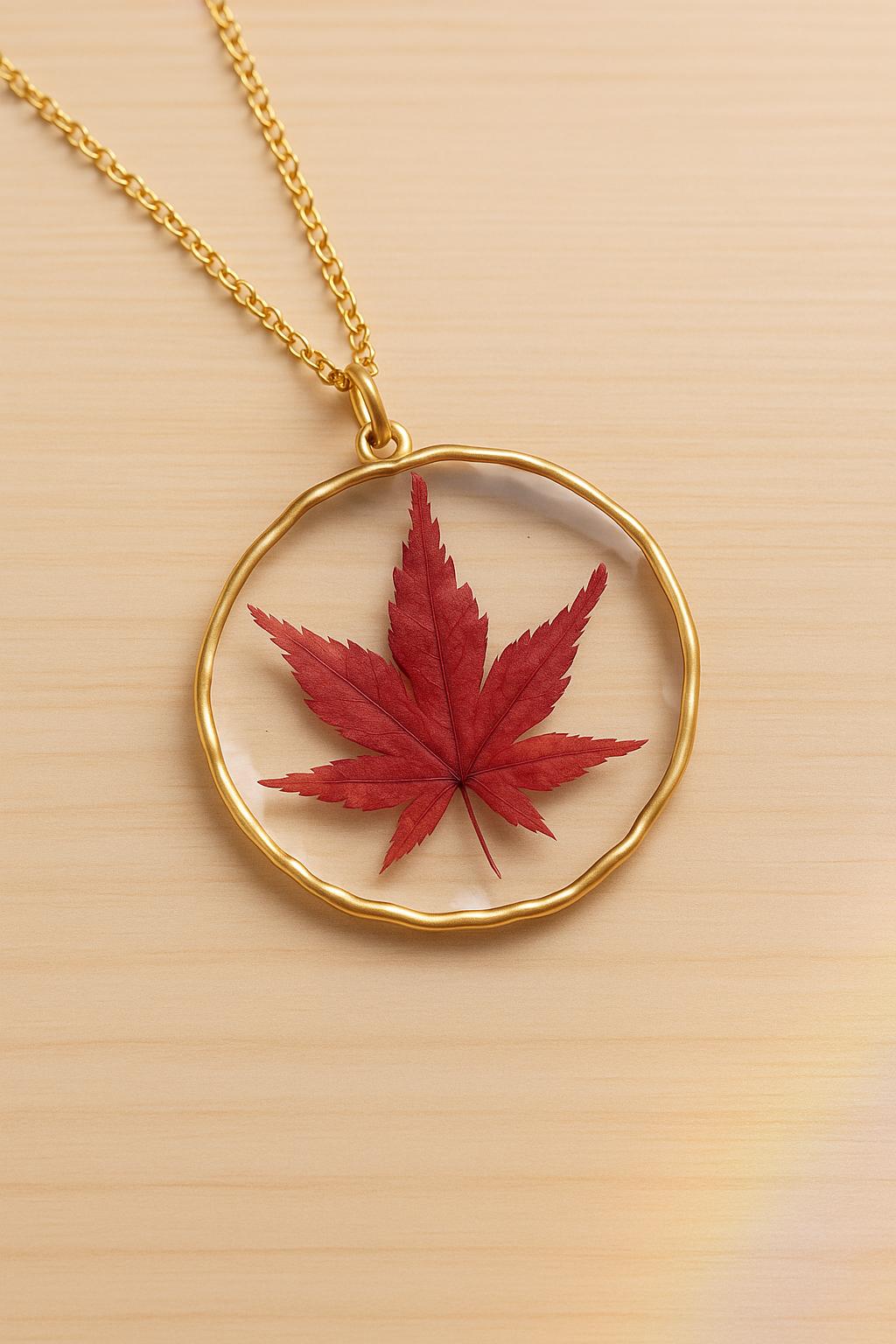 Feuille Dorée, Bijoux Naturels - Feuille Pleine D'Erable Canada Pendentif Argent