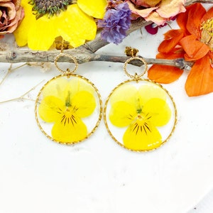Elegant Pansy Hoop Earrings for Women. Real Flower Jewelry. Lightweight Hypoallergenic Earrings. Gold Brass Pendants. Birthday Gift Idea