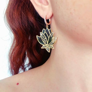 Women's gold brass earrings with lotus flower pendant, real resin flowers. Bridal jewellery. Bridal earrings. Unique gift for her