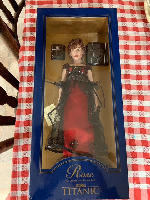 Rose titanic doll 2025