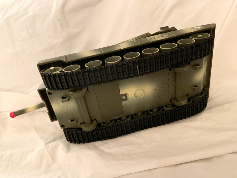 Battery Operated GI Joe Tank 1999 by Funrisee Excellent Condition