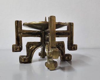 ヴィンテージ・ブルータリスト鋳造真鍮製プリケットキャンドルホルダー – ミッドセンチュリーモダン