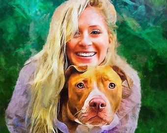 Könnte beinhalten: Eine Frau mit blonden Haaren lächelt, während sie einen braunen und weißen Pitbull-Hund umarmt. Der Hund schaut in die Kamera. Der Hintergrund ist ein grünes und blaues abstraktes Gemälde.