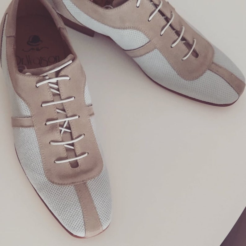 Lane style . Mod shoes. Dr. Watson handmade shoes. Etsy