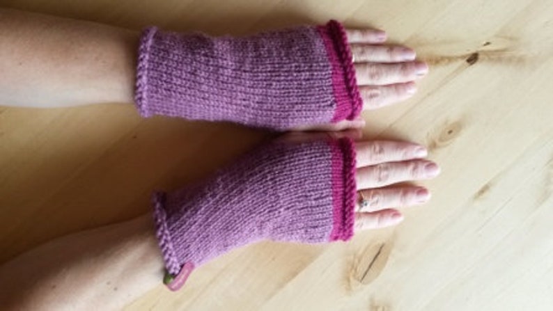 ArmstulpenWollehandgestricktPulswärmer Bild 1