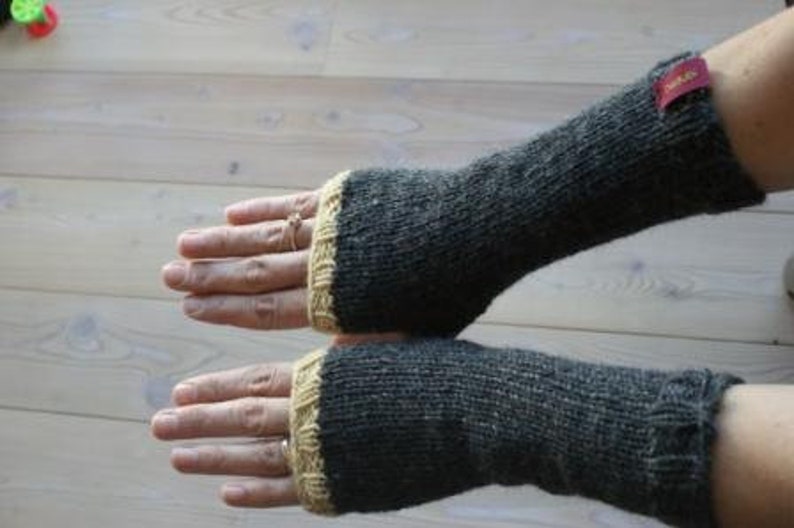 ArmstulpenWollehandgestrickt Bild 2