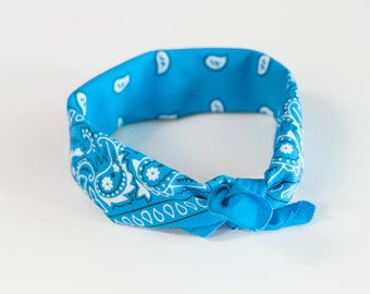 Vintage Blue Paisley Print Bandana Style Scarf . Blue and White Bandana Neckerchief Vintage Scarf Hairband 90s Headband Vintage Accessories