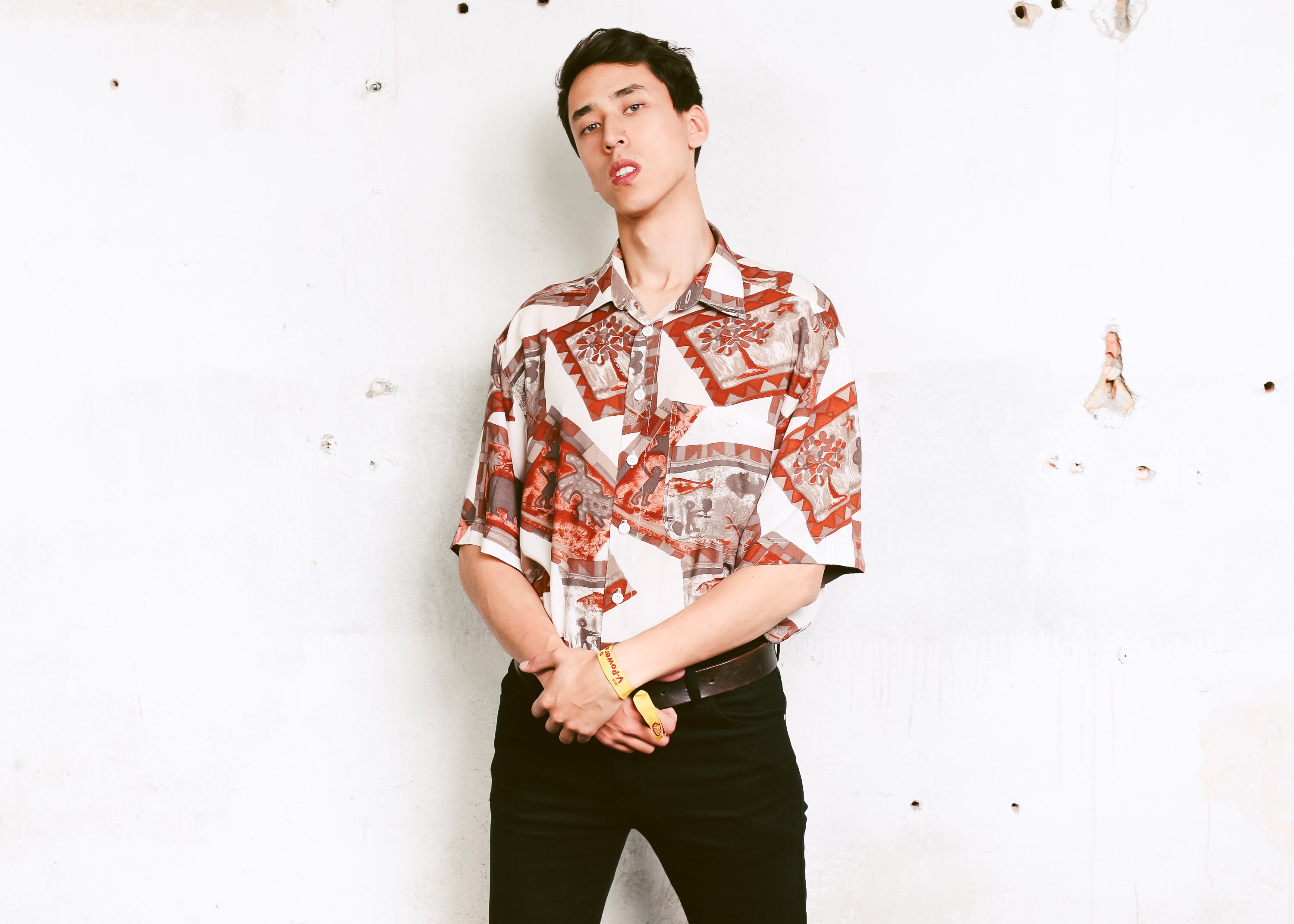 90s Printed Shirt . Vintage Men 