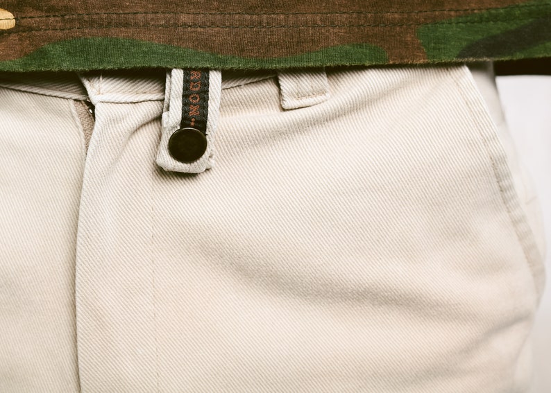90s Short Pants Beige Summer Shorts Casual 90s Shorts Normcore Boyfriend Wear Safari Clothes Vintage Mens Bermuda Shorts size Medium M