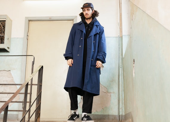 Vintage Men's Trench Coat . Navy Blue Trench Coat