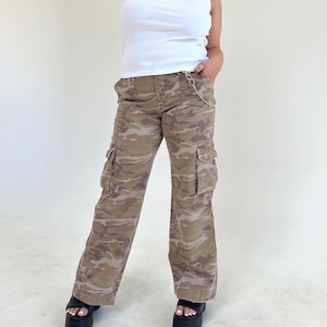 Men039s 2020 Old Navy Camo Cargo Modern Jogger Pants Built In Flex Size  Small  eBay