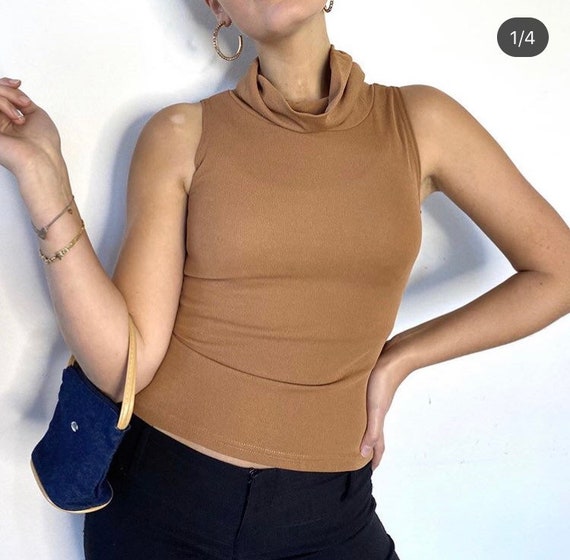 Caramel turtle neck
