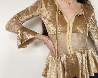 INCREÍBLE top de terciopelo dorado deadstock!!