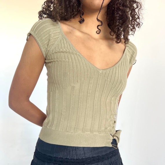 2000s 90s Deadstock Vintage Khaki Vee Neck Rib Knit Top - Etsy 2000s 90s Deadstock Vintage Khaki Vee Neck Rib Knit Top - Etsy