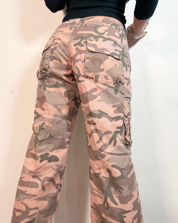 Y2K Dead Stock 2000s Pink Camo Cargo Pants -  Canada