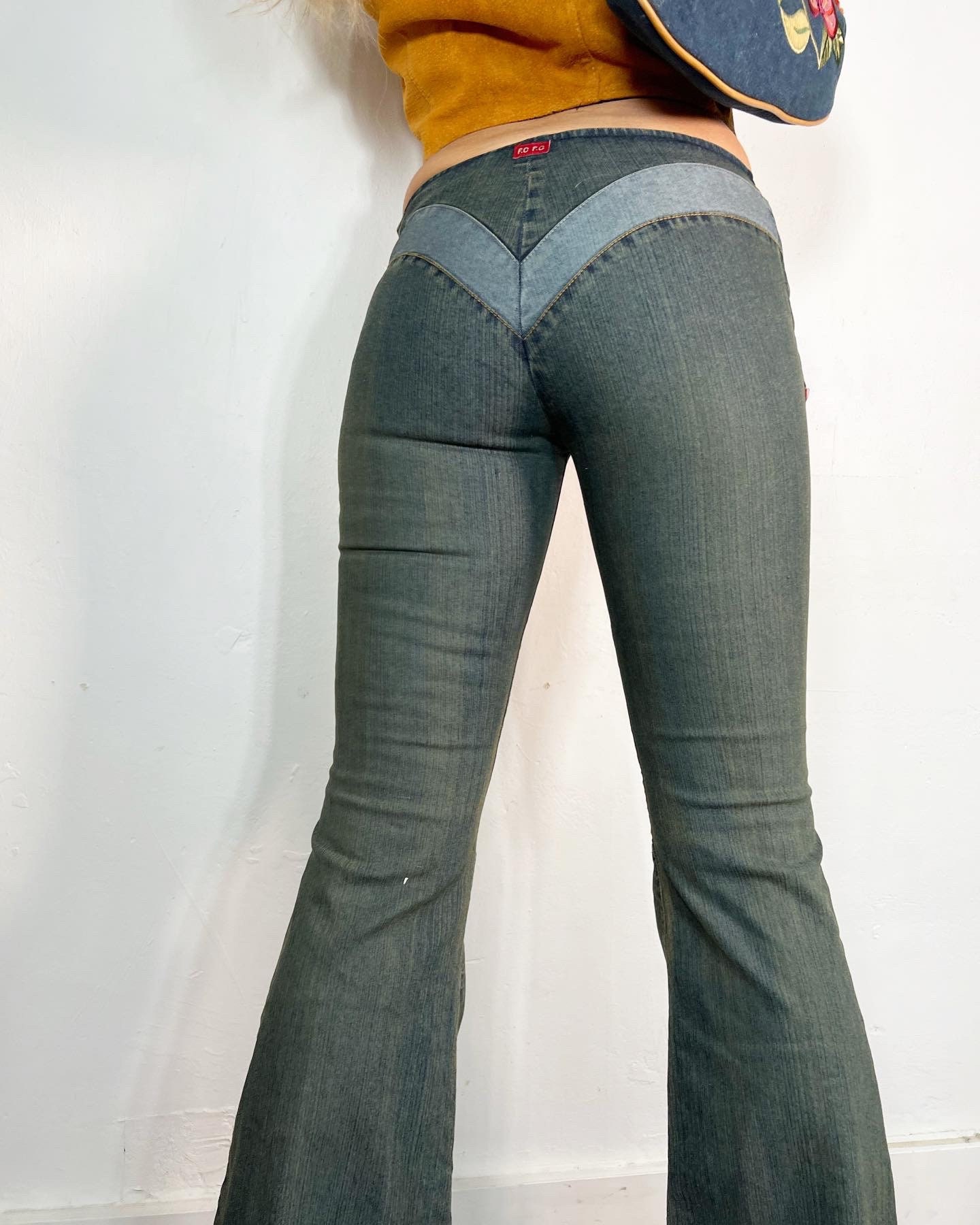 Arizona Stretch Fabric Womens Low Rise Flare Leg Jean, Color: Tiki