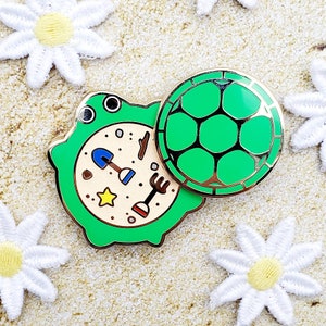 Turtle Sandbox Swivel Enamel Pin