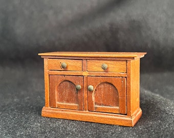 1/24 Scale Miniature Buffet by E. Trent
