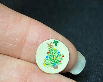 1/2” Scale Miniature Christmas Tree Plate
