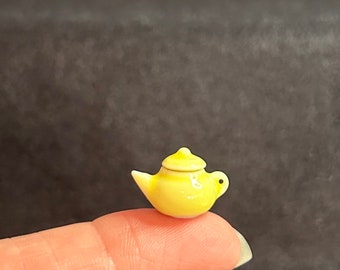 1/24 Scale Miniature Chunky Teapot