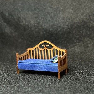 1/48 Scale Miniature Daybed