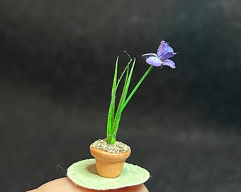 1/24 Scale Miniature Potted Flower