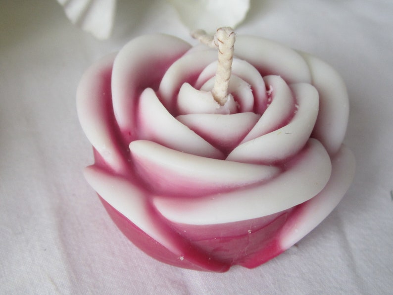 Scented Candle large rose image 1