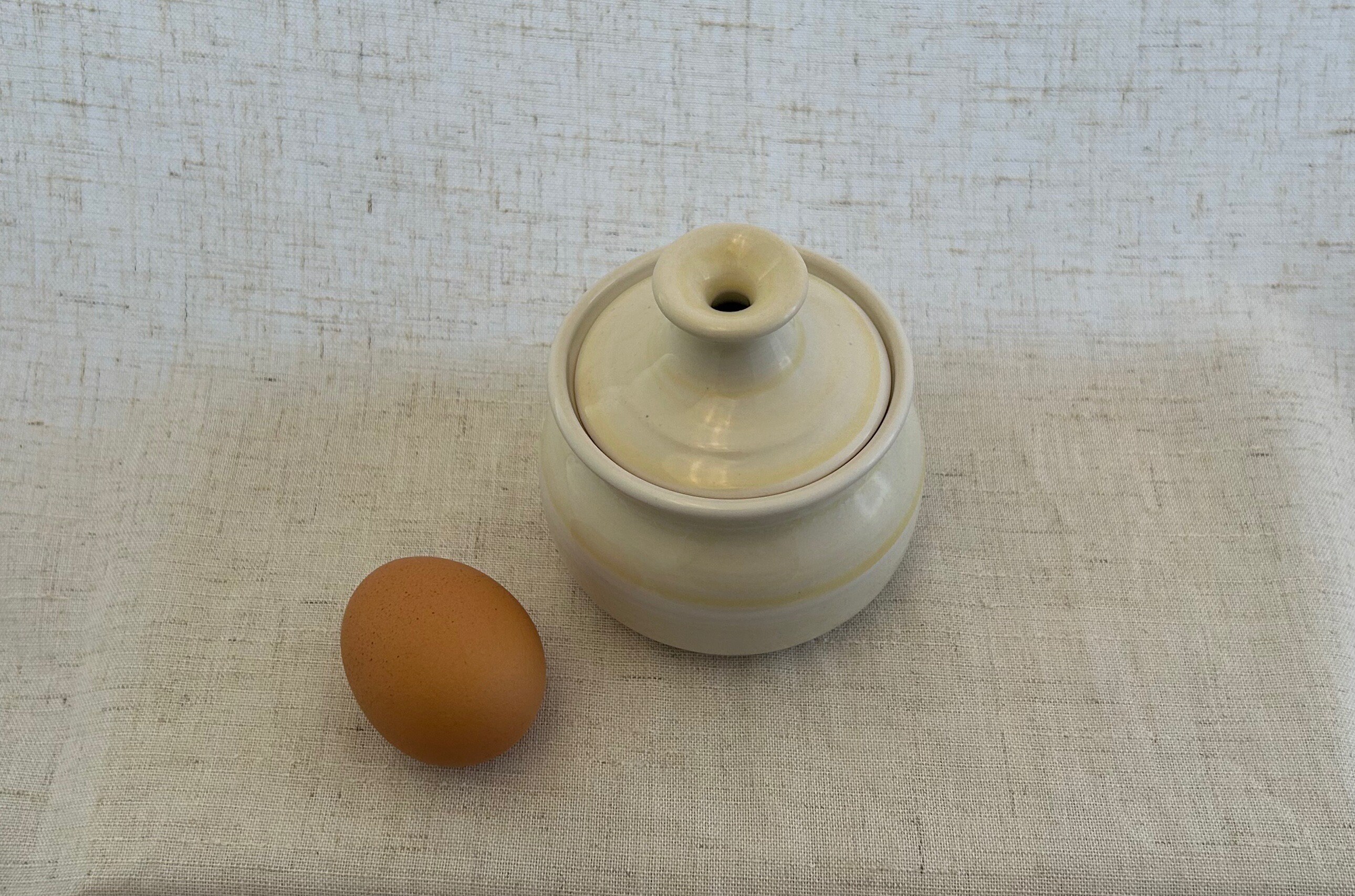 Microwave Egg Poacher,stoneware,egg Baker,light Yellow Glaze,white