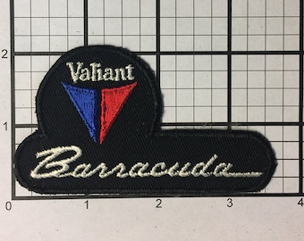 Vintage 1970s Valiant Barracuda Patch: Rare Car Emblem