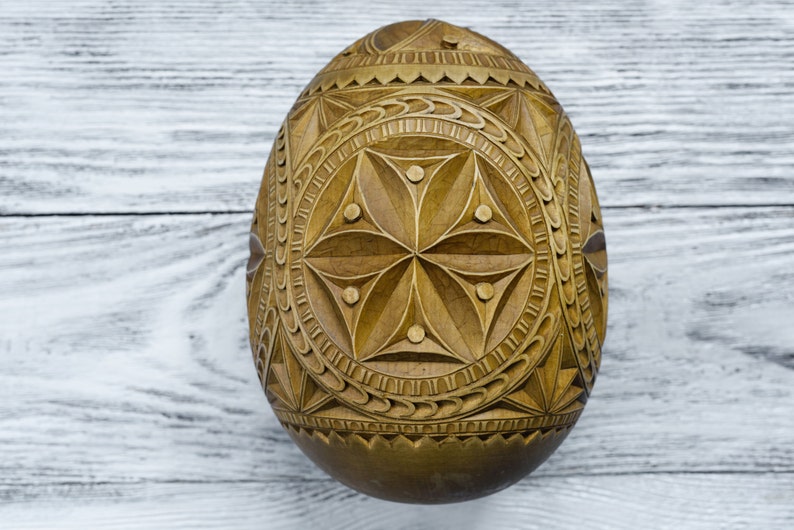 Wooden hand carved egg Anniversary wedding gift for parents Easter souvenir image 3