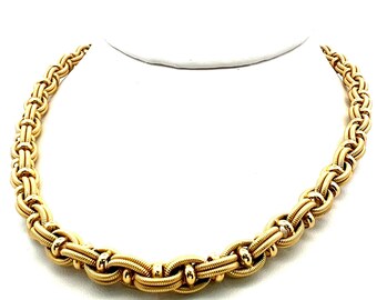 Vintage 36.70 Grams Textured 18 Karat Yellow Gold Chain Necklace