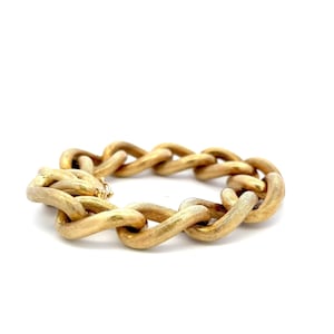 Vintage 39.80 Grams 18 Karat Yellow Gold Textured Link Bracelet