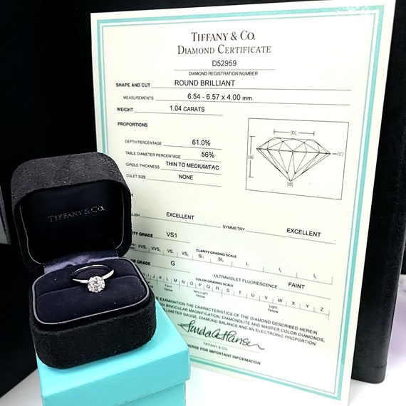 Tiffany & Co 1.04 Carat Round Brilliant G VS1 Diamond  display picture 3