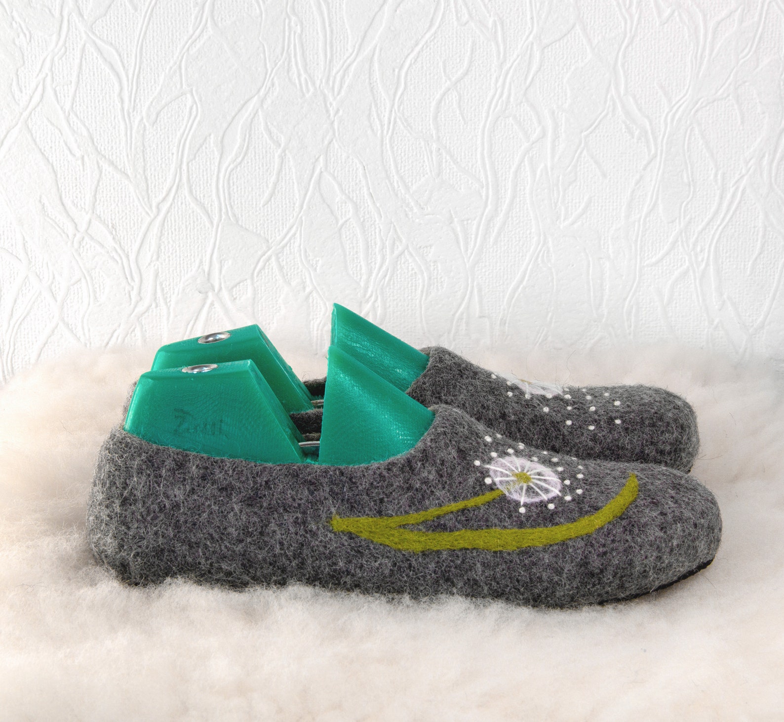 Ecofriendly woolen slippers for women with dandelion flower Etsy