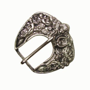 Cherub Belt - Etsy display picture 1